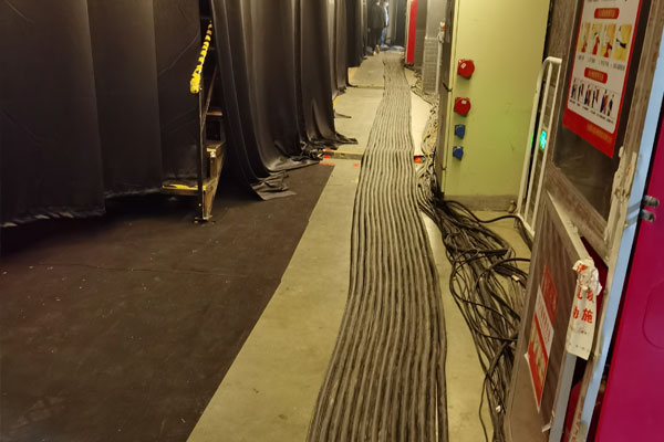 防城柴油发电机组的输出电压可以调节到哪些范围？