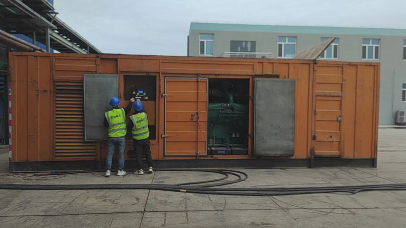 防城如何检查柴油发电机组的机油油位？